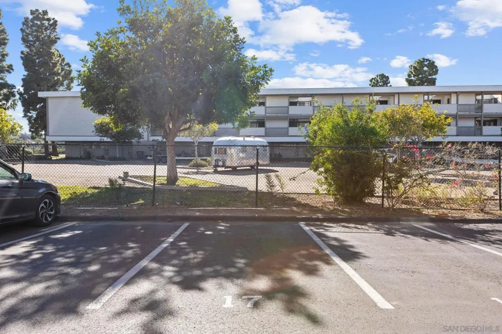 3050 Rue Dorleans 308, San Diego, California 92110 home-pic-17